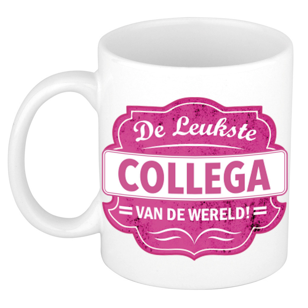 De leukste collega van de wereld cadeau mok / beker wit met roze embleem 300 ml -