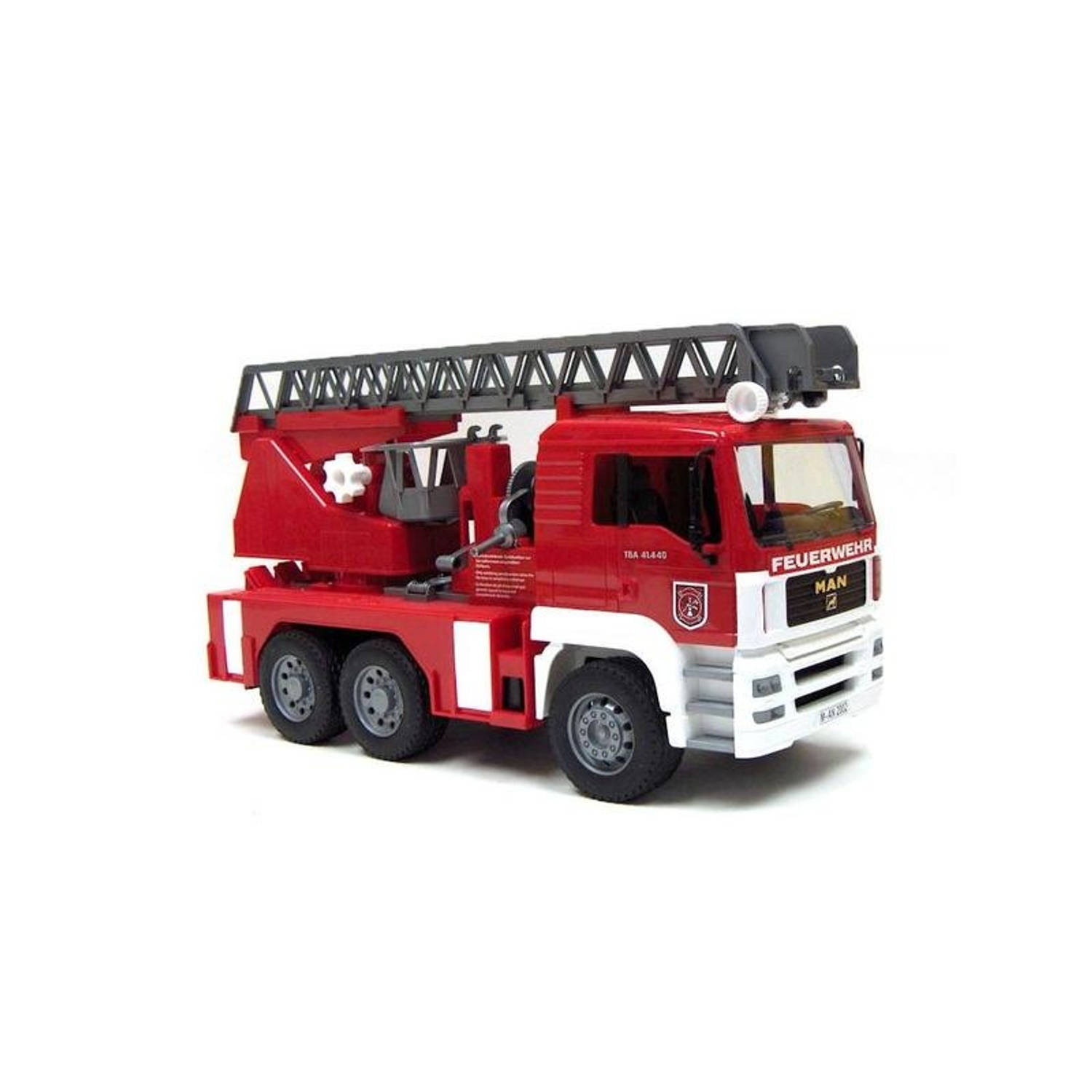 Bruder MAN brandweerwagen met werkende spuit licht en geluid (02771)