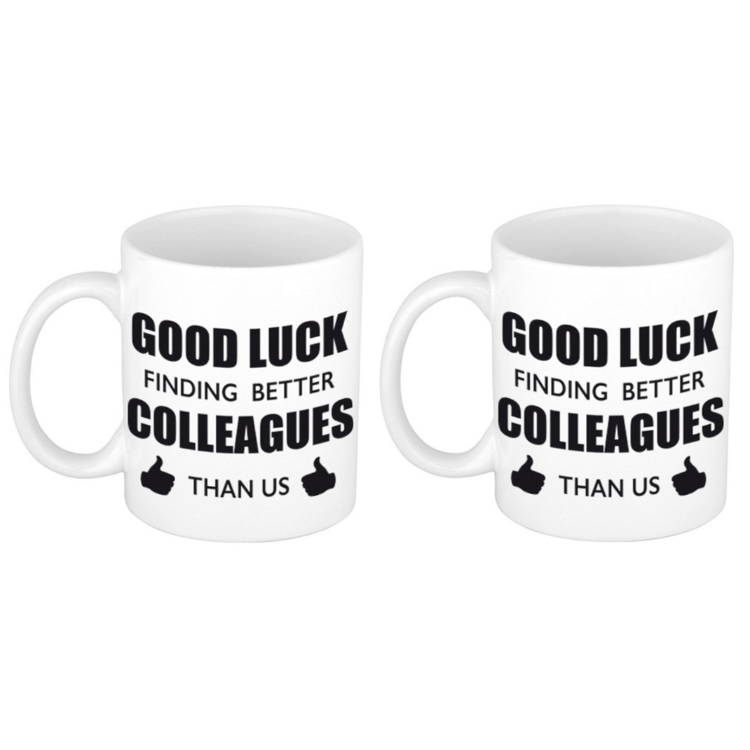 2x stuks good luck finding better colleagues than us mok / beker wit bedankt cadeau collega 300 ml -