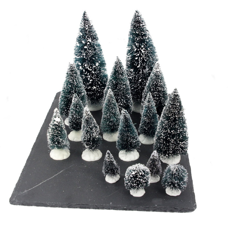 Kerstdorp onderdelen miniatuur set van 16x boompjes -
