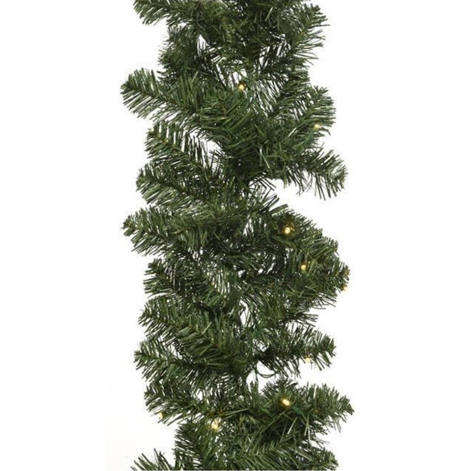 Kerst dennenslinger guirlande groen met verlichting 270 cm -
