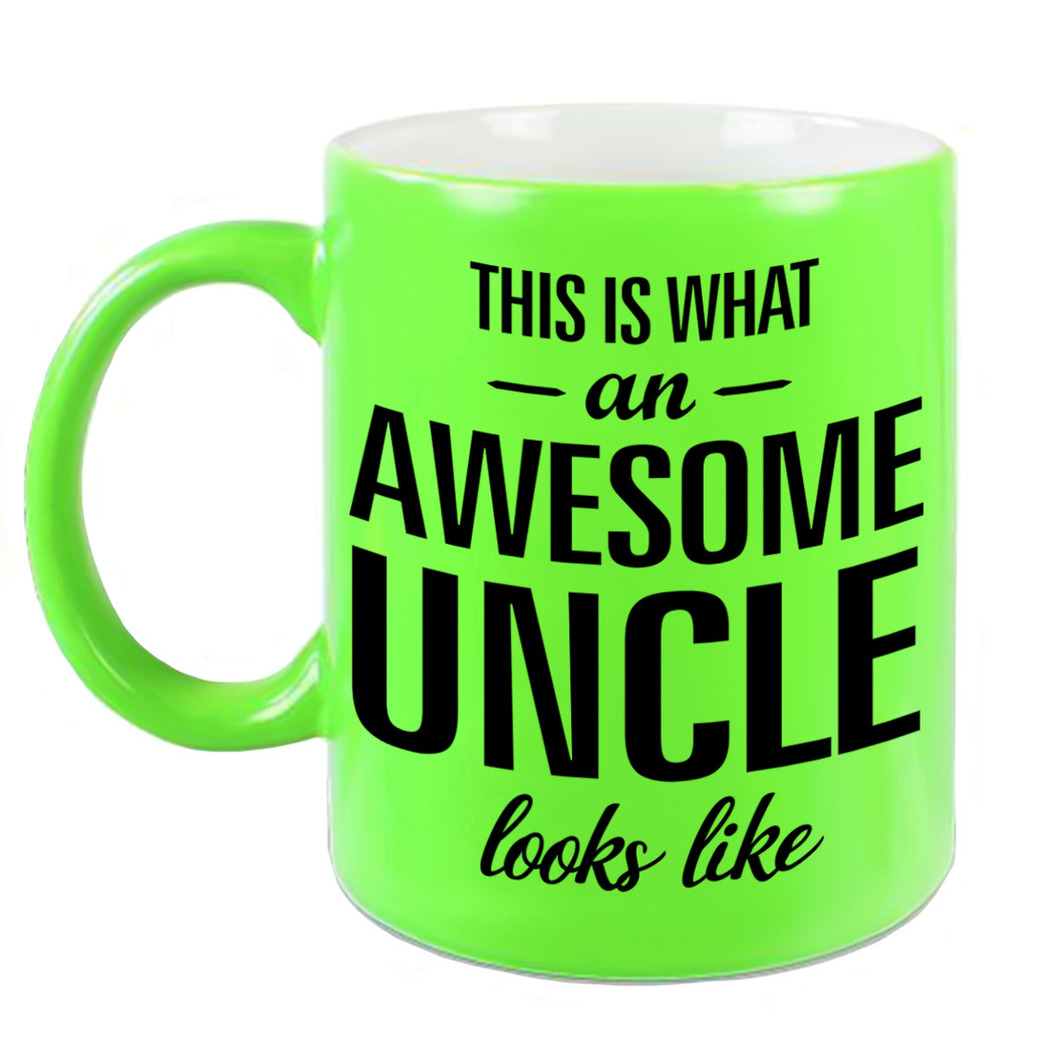 Awesome uncle / oom cadeau mok / beker neon groen 330 ml -