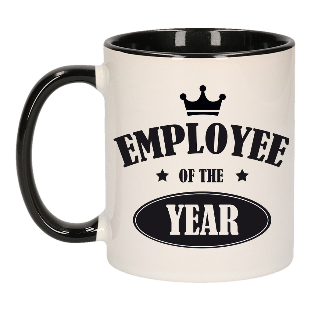 1x stuks collega cadeau mok / beker zwart employee of the year -