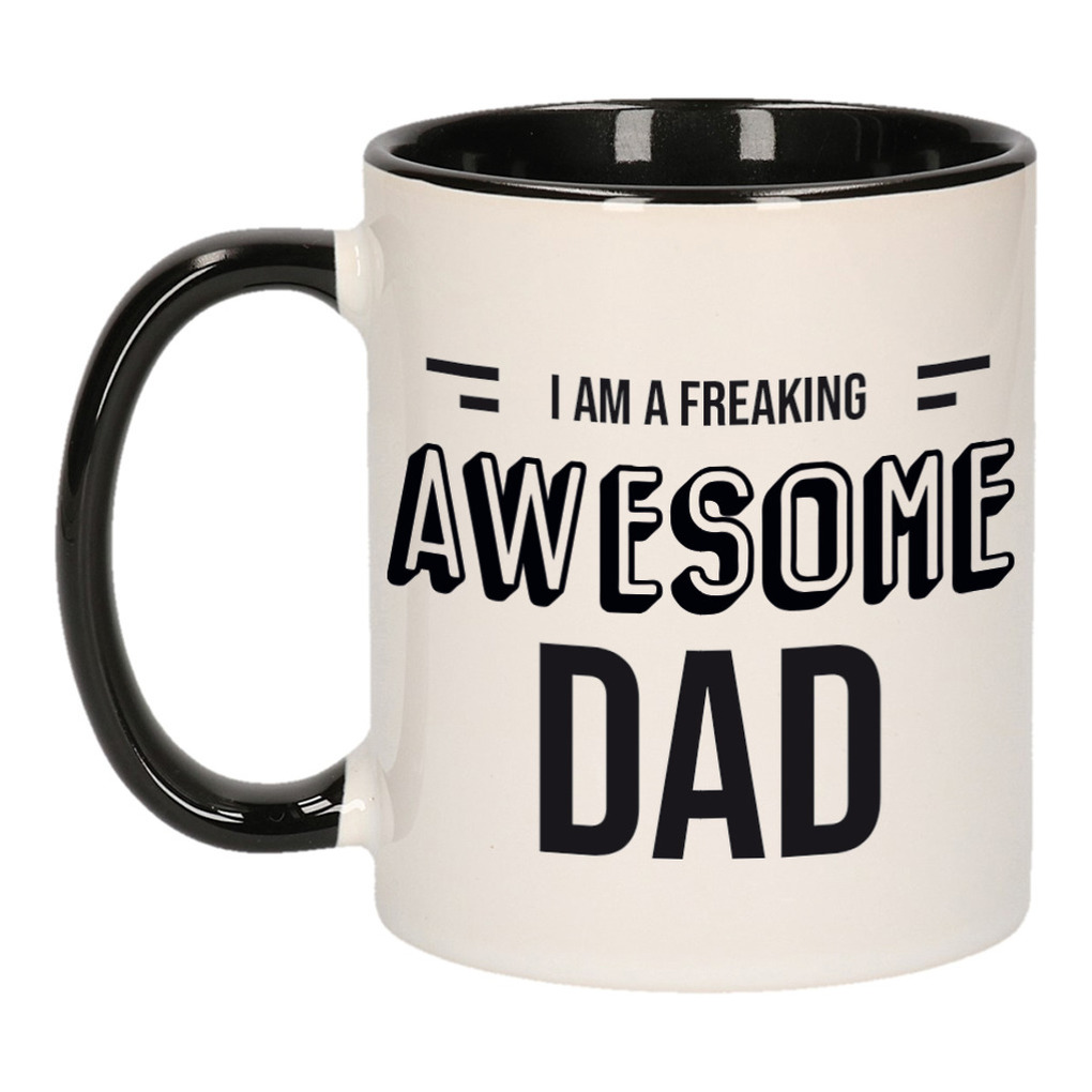 Vader cadeau mok / beker zwart I am a freaking awesome dad -