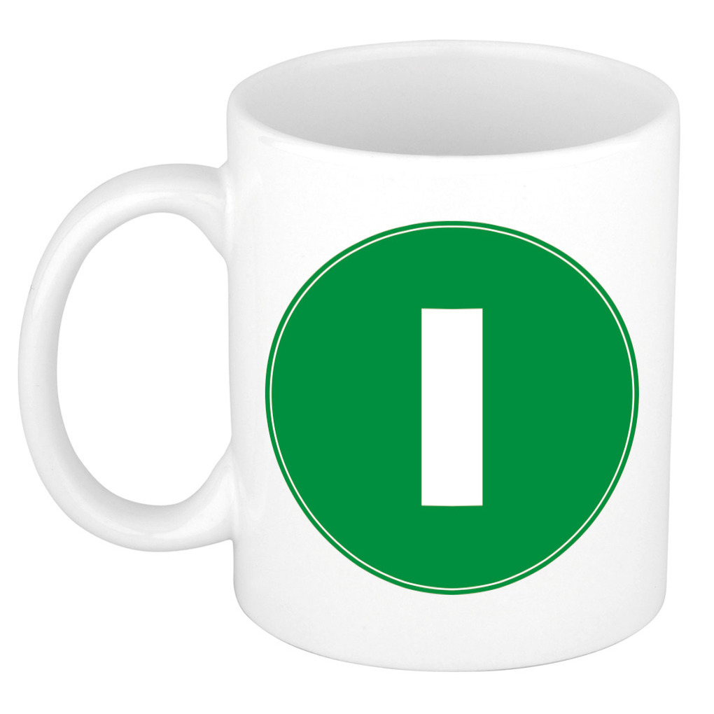 Mok / beker met de letter I groene bedrukking voor het maken van een naam / woord of team -