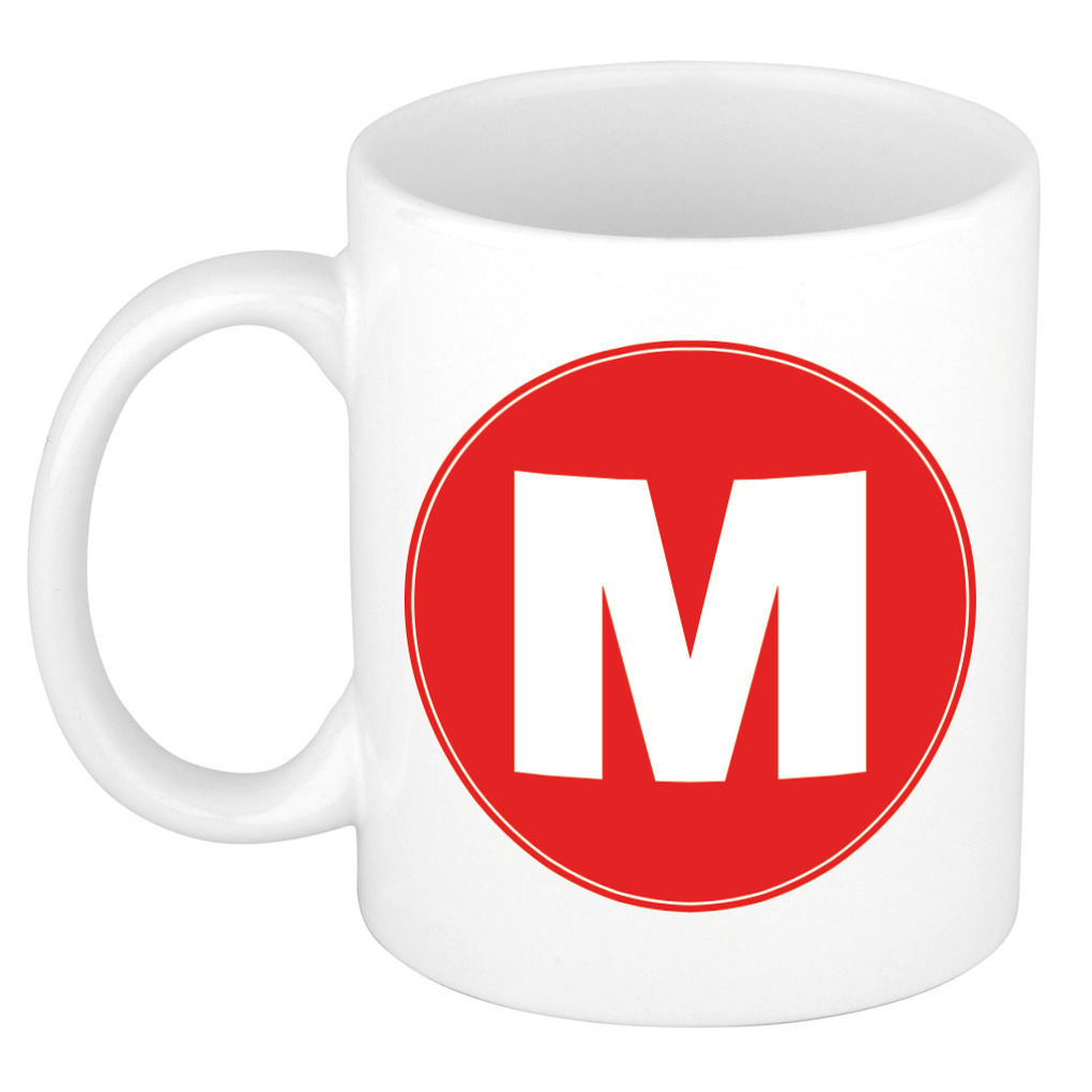 Mok / beker met de letter M rode bedrukking voor het maken van een naam / woord of team -