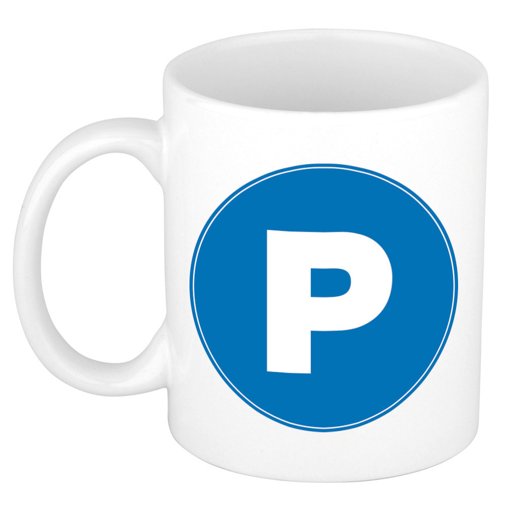Mok / beker met de letter P blauwe bedrukking voor het maken van een naam / woord of team -