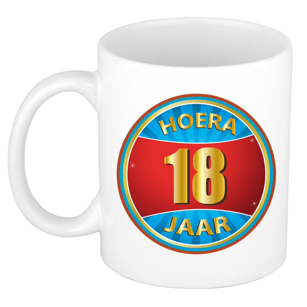 Verjaardag mok / beker hoera 18 jaar verjaardagscadeau -
