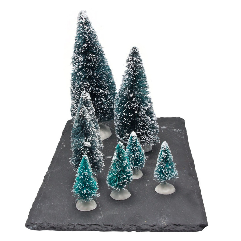 Kerstdorp onderdelen miniatuur set van 16x mini boompjes -