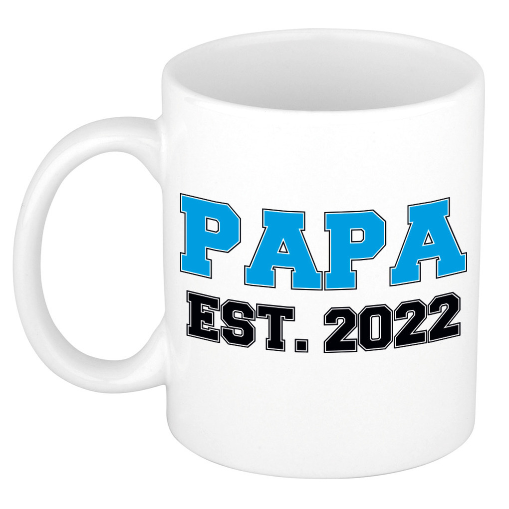 Papa est 2022 kado mok / beker wit met blauwe letters 300 ml -