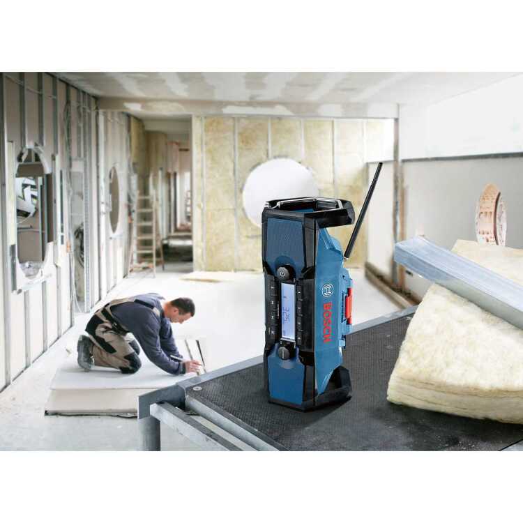 Bosch GPB 18V-2 C Professional bouwradio Bluetooth, FM, AUX