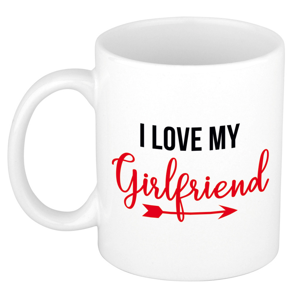 I love my girlfriend cadeau mok / beker wit voor Valentijnsdag 300 ml -