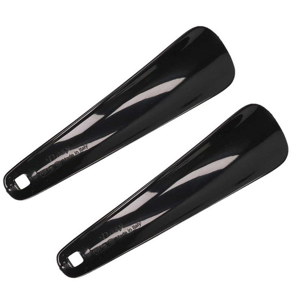 Schoenlepel kunststof - 2x stuks - zwart - 15 cm - Schoen instaphulp - Schoenen accessoires -
