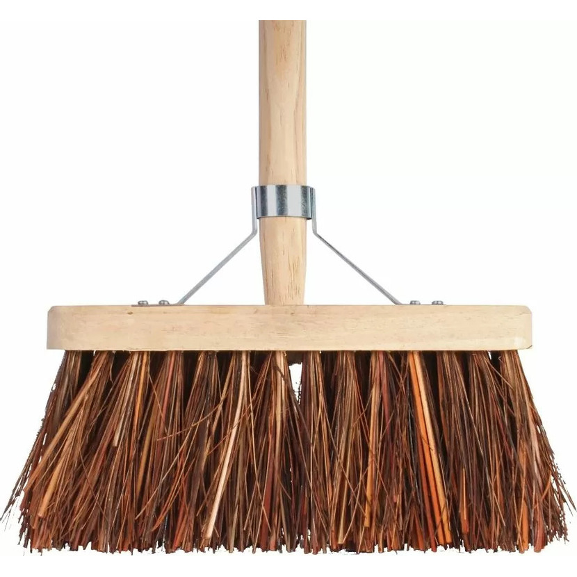 Buitenbezem - FSC hout - natuurvezel - 28 cm - 25 mm bezemsteel - 130 cm -