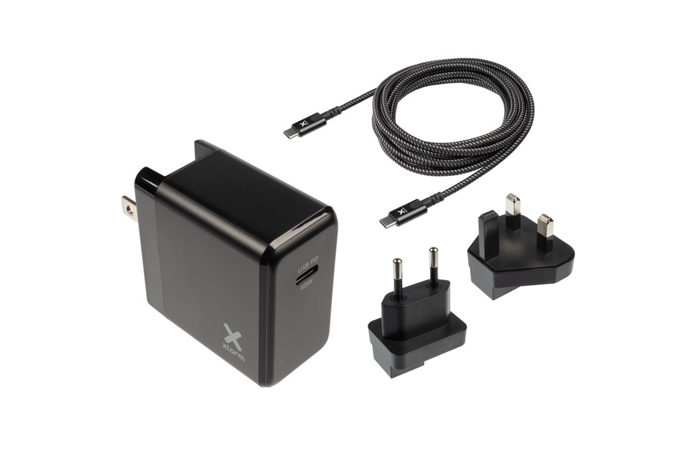 Xtorm Volt reislader, USB-C PD 65W, USB-C Kabel Powerbank Zwart