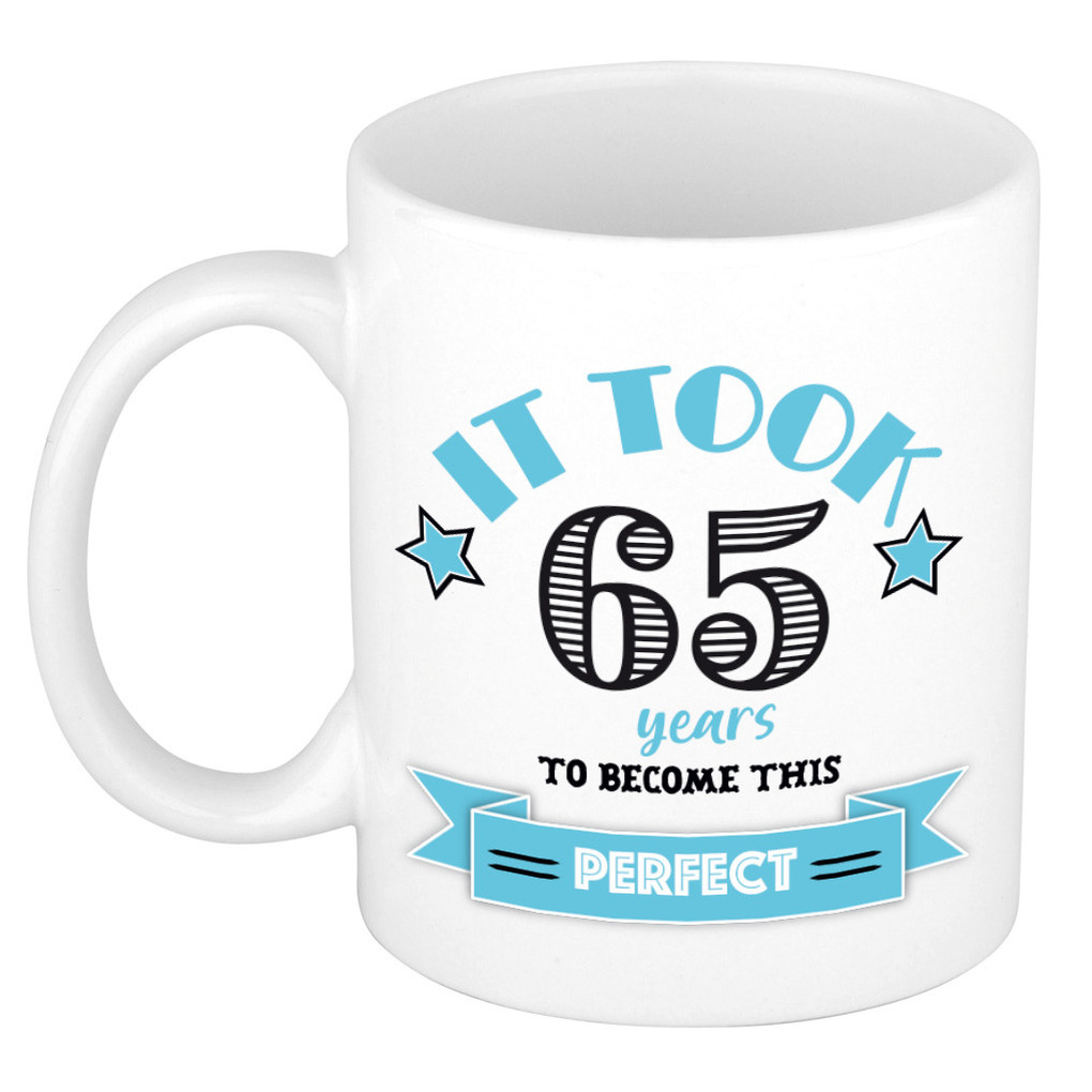 Verjaardag cadeau mok 65 jaar - blauw - grappig - 300 ml - keramiek -