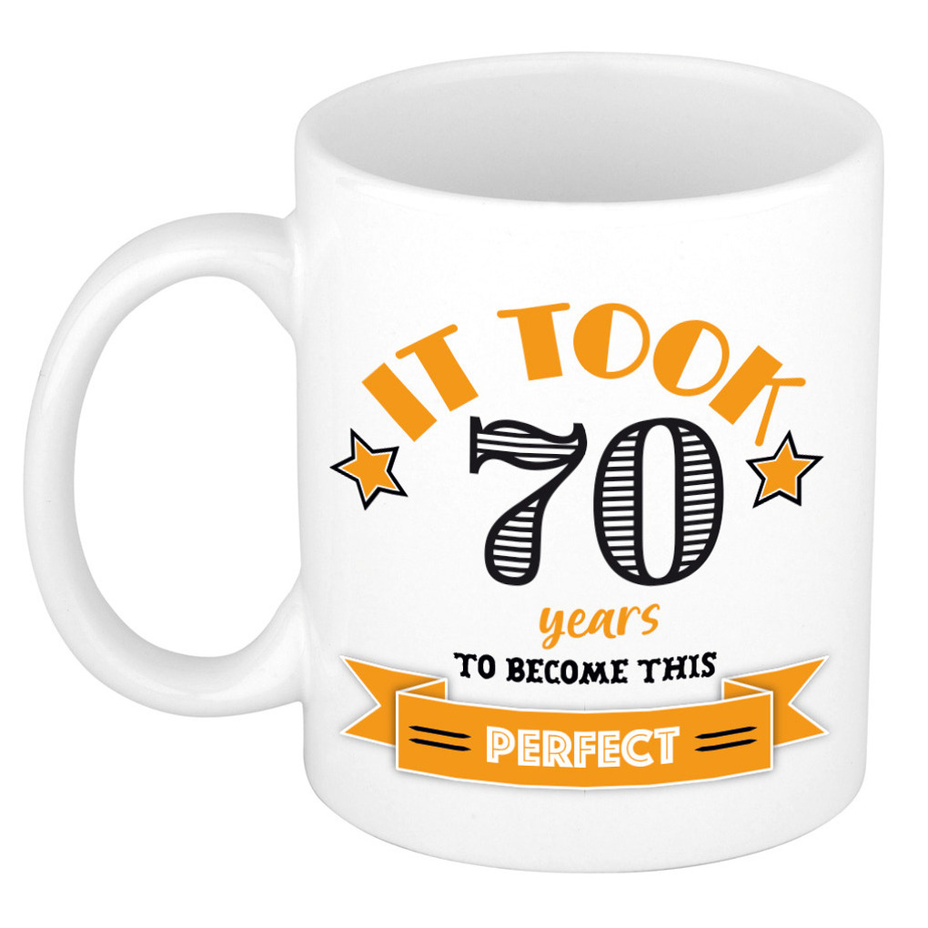 Verjaardag cadeau mok 70 jaar - oranje - grappig - 300 ml - keramiek -