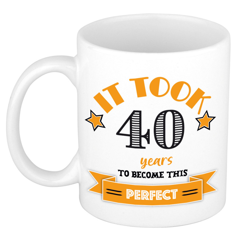 Verjaardag cadeau mok 40 jaar - oranje - grappig - 300 ml - keramiek -