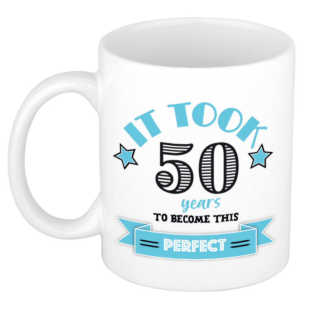 Verjaardag cadeau mok 50 jaar - blauw - grappig - 300 ml - Sarah/Abraham -