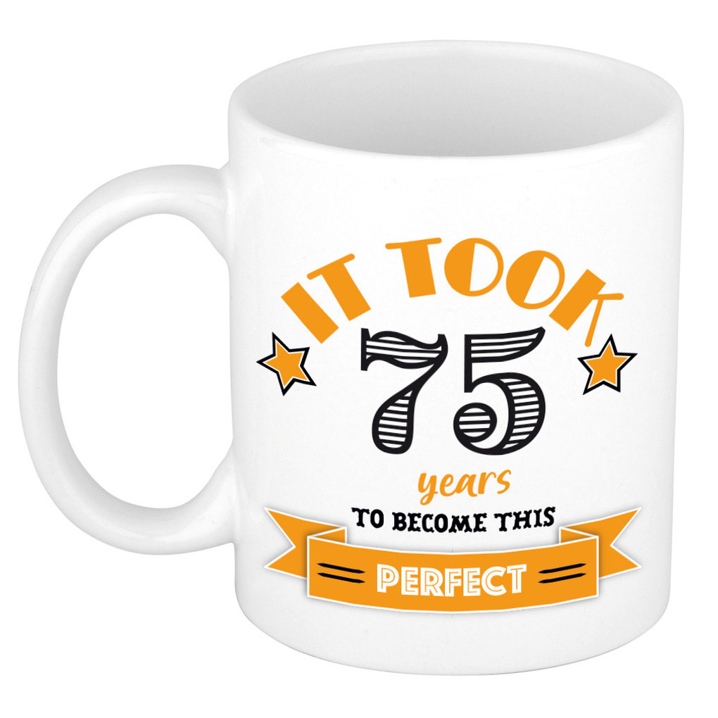 Verjaardag cadeau mok 75 jaar - oranje - grappig - 300 ml - keramiek -