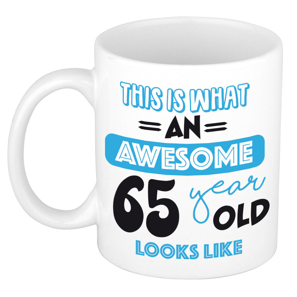 Verjaardag cadeau mok 65 jaar - blauw - grappige tekst - 300 ml - keramiek -