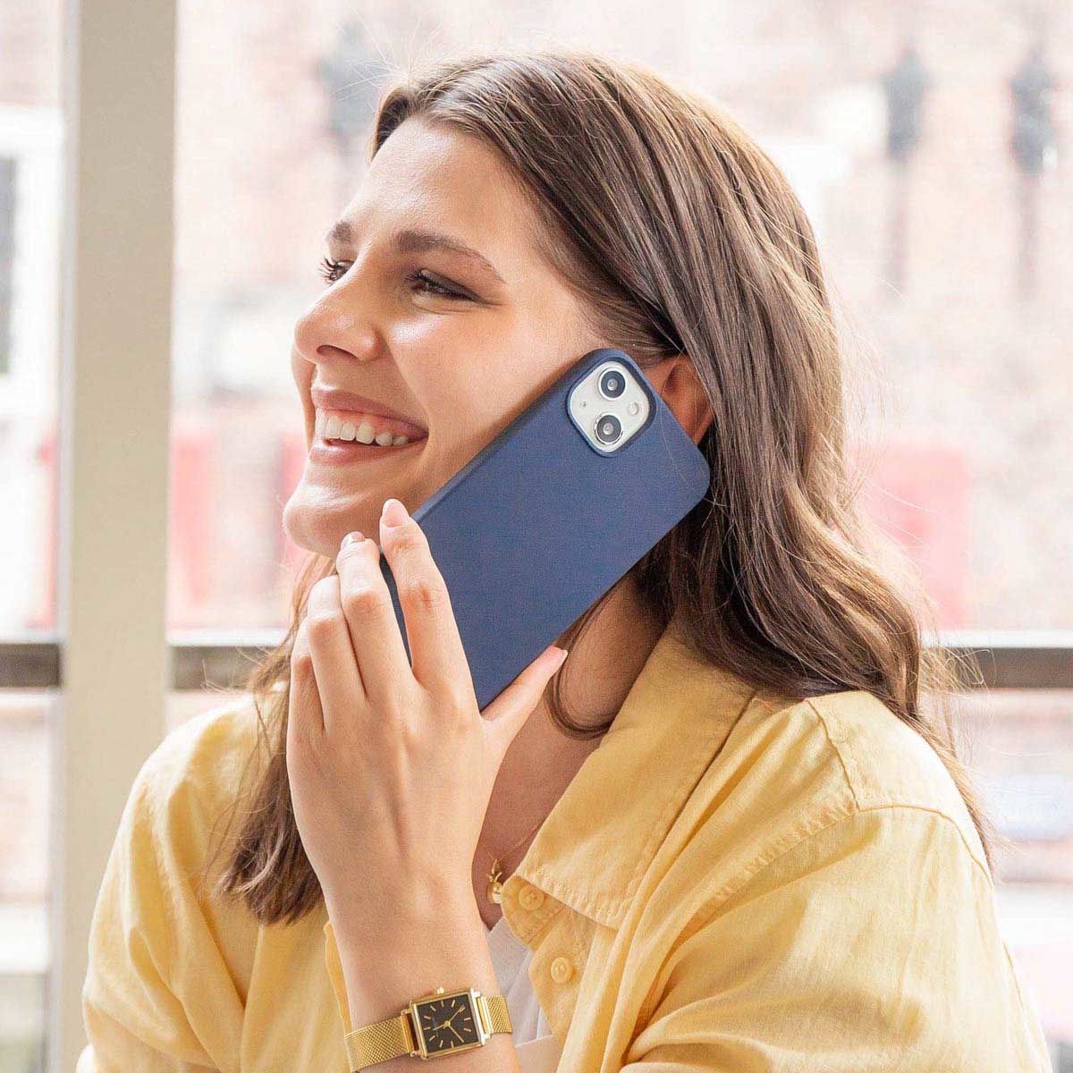 Accezz Liquid Silicone Backcover Samsung Galaxy Z Flip 5 Telefoonhoesje Blauw