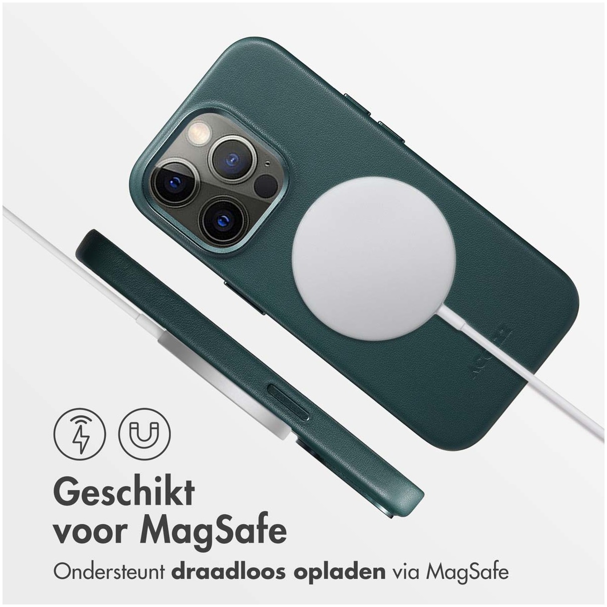 Accezz MagSafe Leather Backcover iPhone 13 Pro Telefoonhoesje Groen