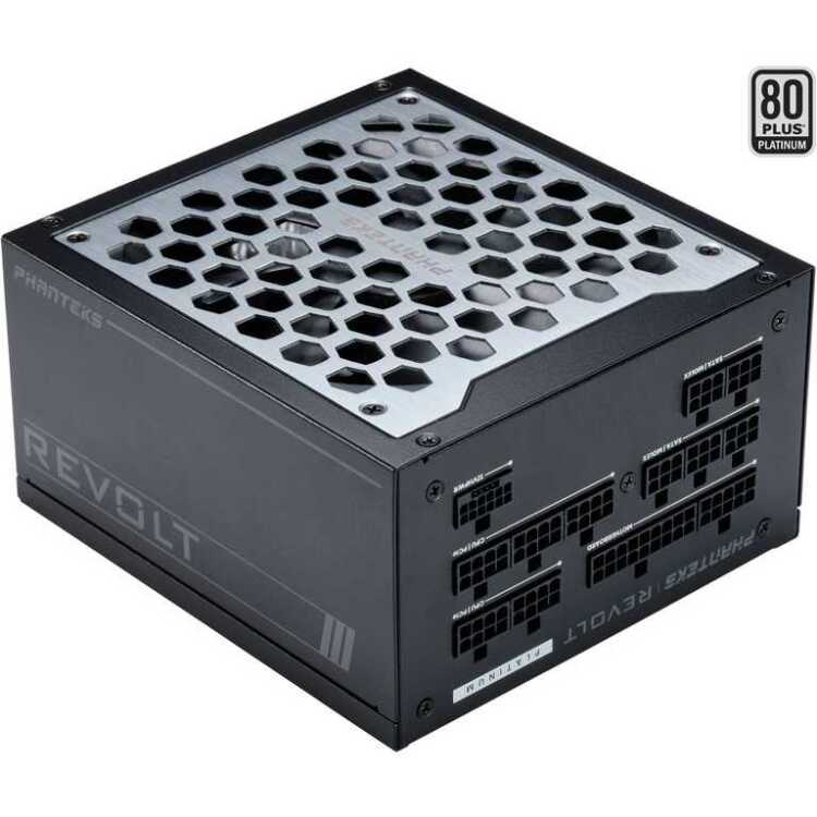 Phanteks Revolt voeding