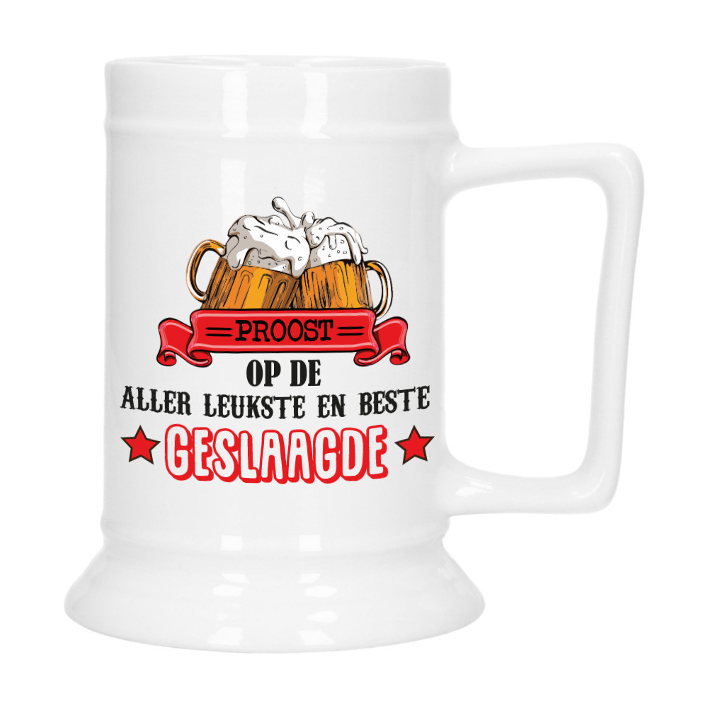 Geslaagd Cadeau Bierpul - rood - proost beste geslaagde - keramiek - 530 ml -