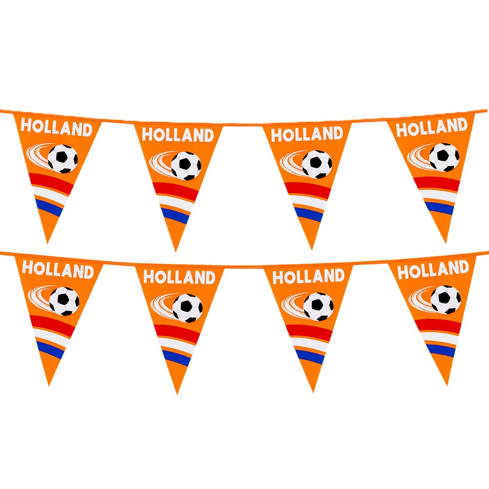 Vlaggenlijn feestslinger - 2x - oranje/holland met voetbal - 6 meter - 15 vlaggen - kunststof -