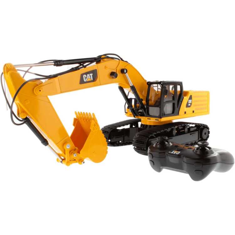 Carrera 1:24 RC CAT 336 graafmachine rc