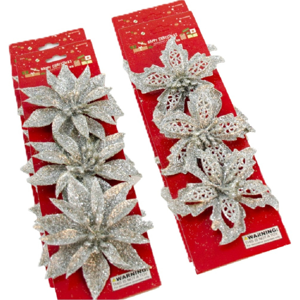 Kerstboom bloemen op clip - 12x stuks - zilver - kunststof - kerstornamenten -