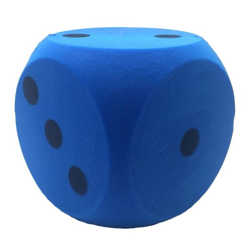 Grote dobbelsteen - 1x - blauw - 16 x 16 cm - foam - groot formaat - dobbelspel dobbelsteen -