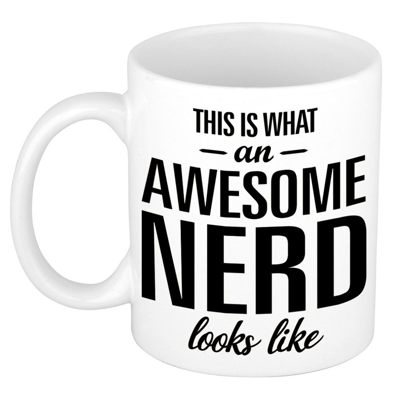 Awesome nerd / slimmerik cadeau mok / beker 300 ml -